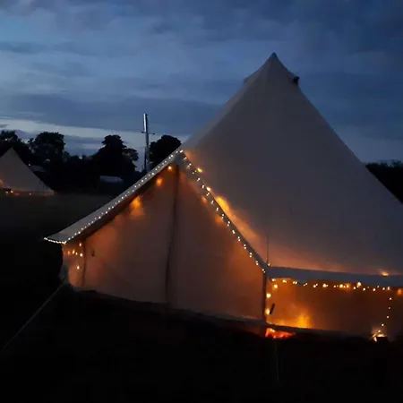 Chestnut 6m Bell Tent-log Burner-nr Whitby-parking Liverton